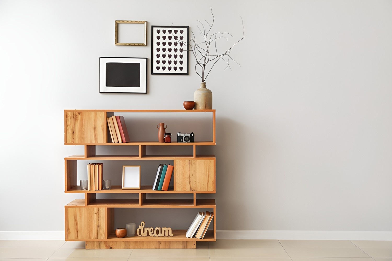 Classic Wooden Bookshelf Design Idea